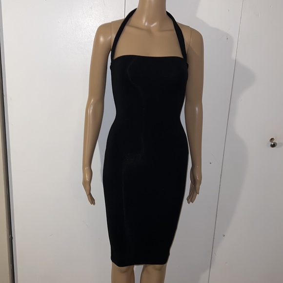 COPY - 🖤 NWOT Re Ona - Halterneck Dress in Black - Picture 6 of 12